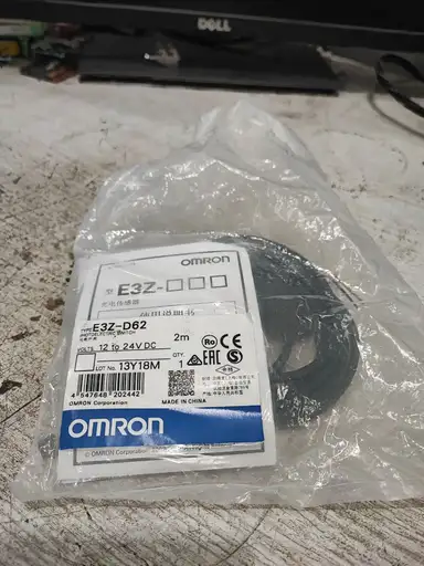 Product: Omron E3Z-D62 - czujnik fotoelektryczny