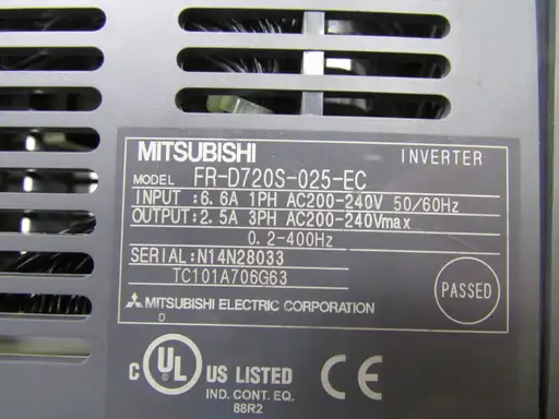Product: Falownik MITSUBISHI FR-D720S-025-EC 0,4 kw D700 INVERTER