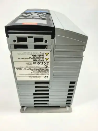 Produkt: Danfoss VLT AutomationDrive FC 302 CD-302P5K5T4E20H 5,5kW 11,7A