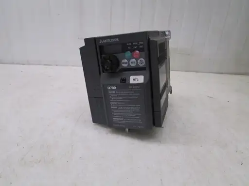 Product: Falownik MITSUBISHI D700 INVERTER FR-D720S-070-EC 1,5 kw