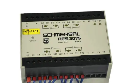 Product: Kontroler bezpieczeństwa SCHMERSAL AES 3075