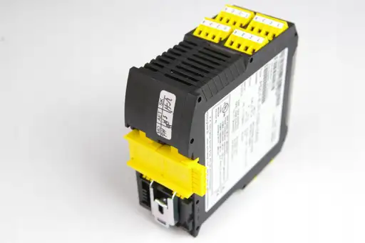 Product: Schmersal PSC1-E31-12DI-10DIO 103012195 Safety Controller