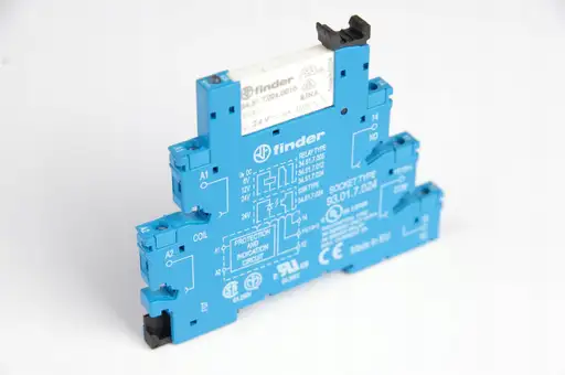 Product: Finder 34.51.7.024.0010 + 93.01.7.024 Przekaźnik + podstawka