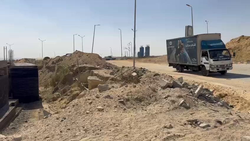 أرض للبيع بالتجمع الخامس 422 متر (30-012-1276)