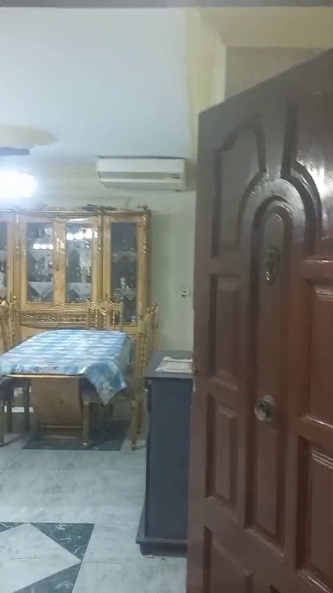 شقة للايجار مفروش بمدينة نصر المنطقة العاشرة من احمد الزمر  (30-002-1547)