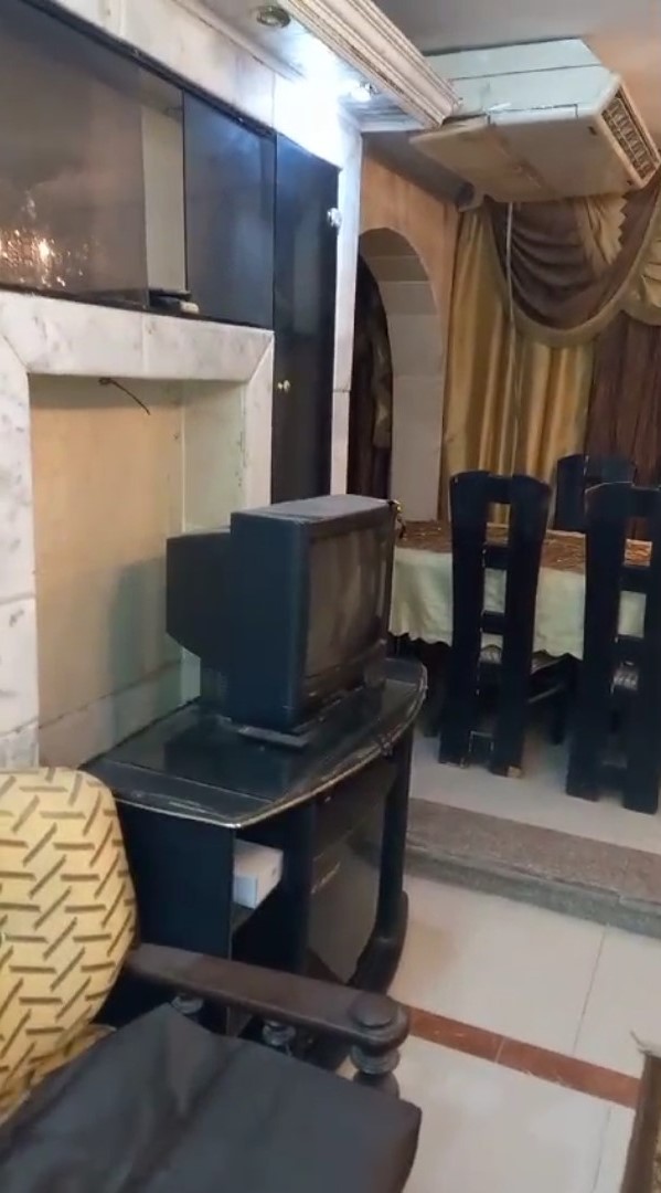 شقة للبيع بمصر الجديدة المنطقة امام بوابة 3 نادي الشمس (30-4-880)