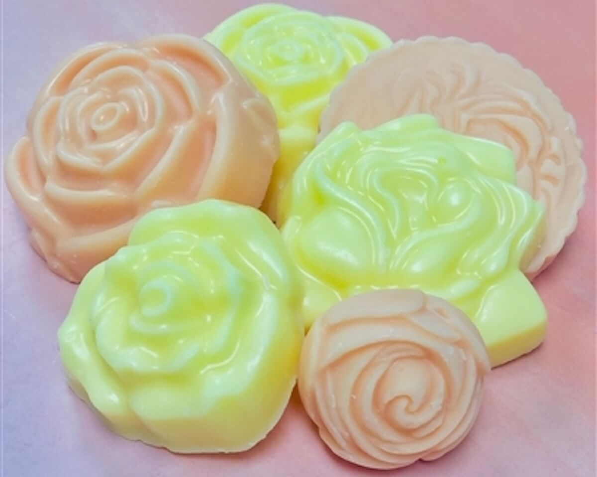 Image of floral wax melts by Vintage Chic Scents