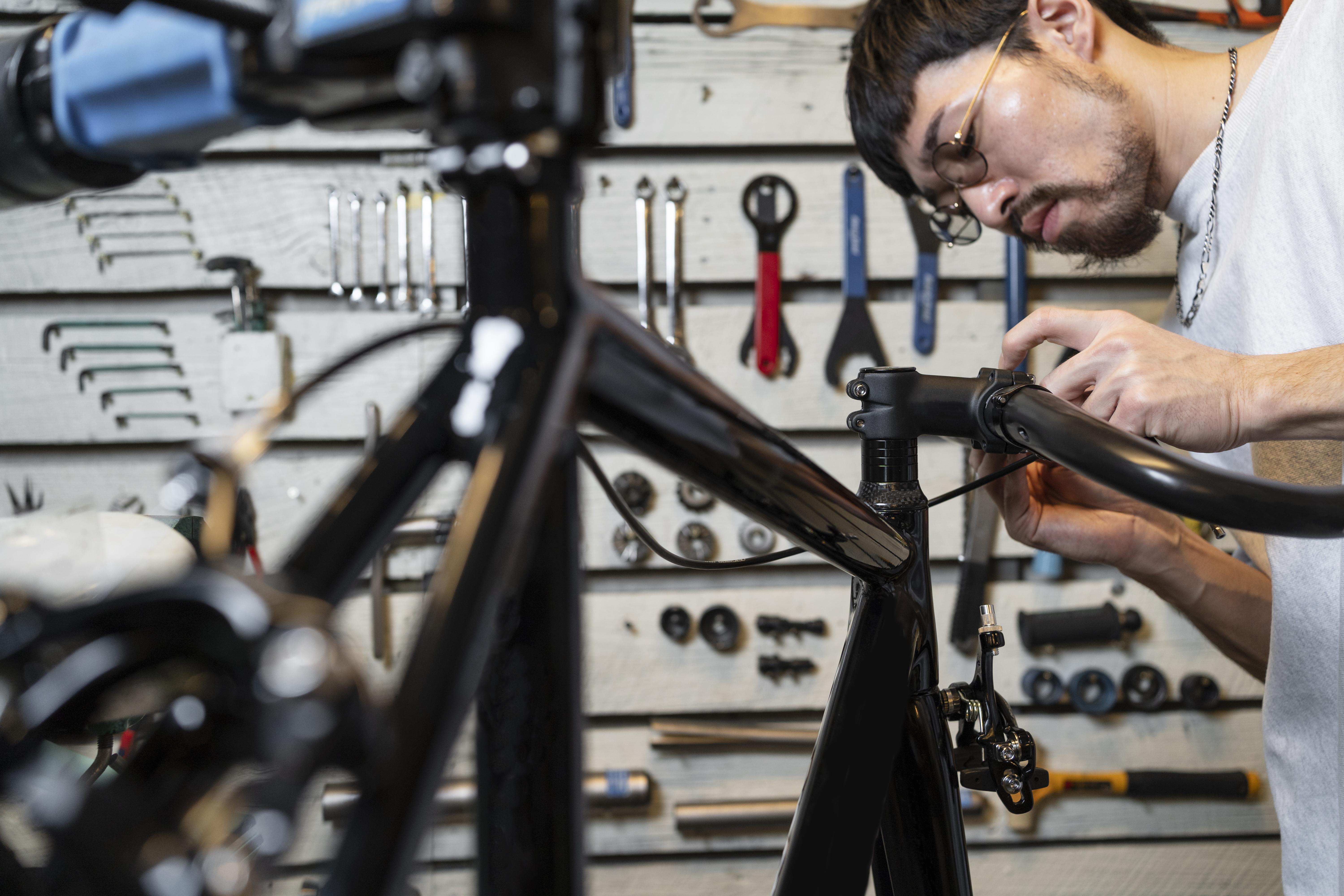 Professional Bike Maintenance for a Smooth Ride Professional Bike Maintenance for a Smooth Ride