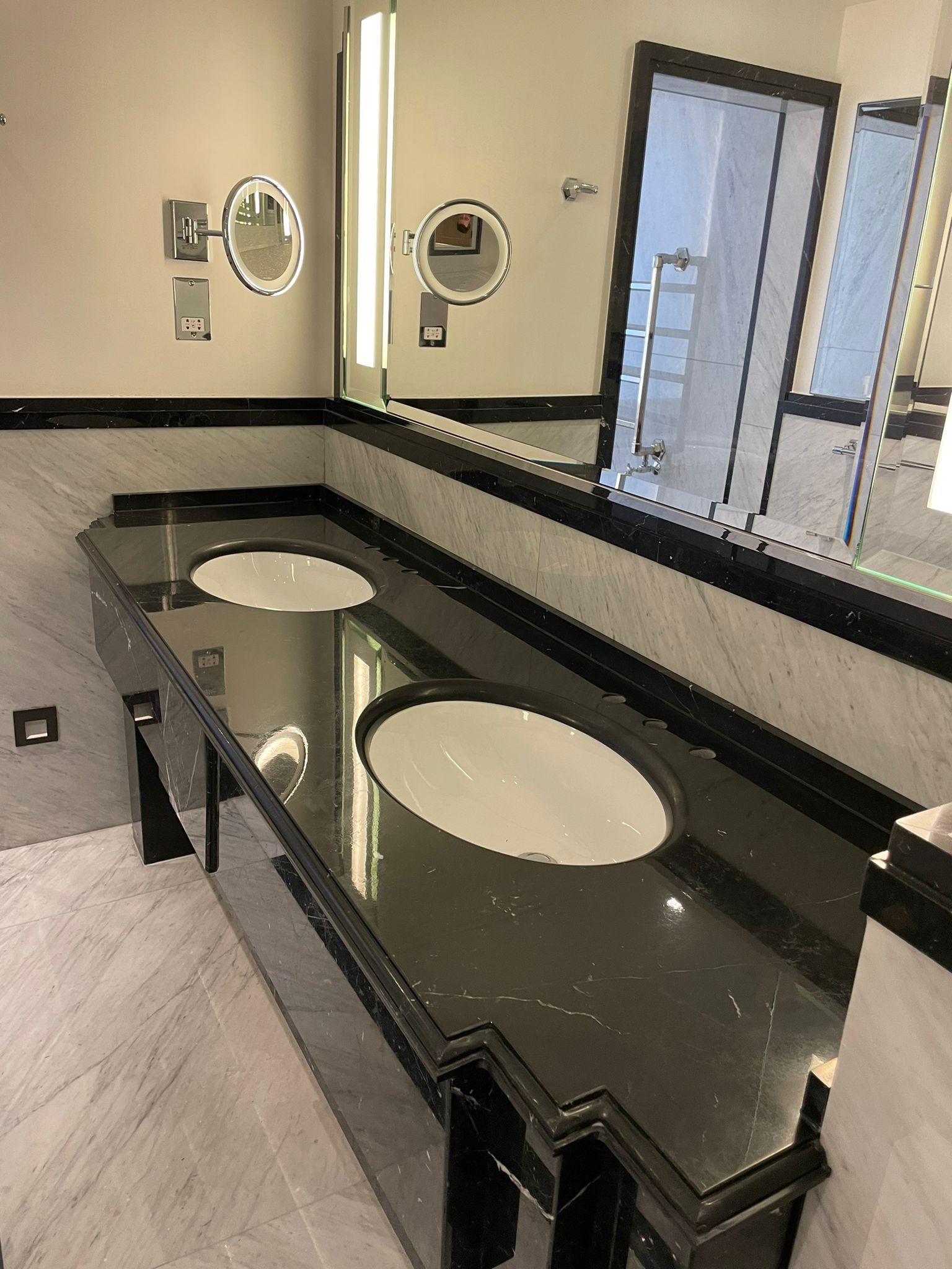 Bathroom residential tiling