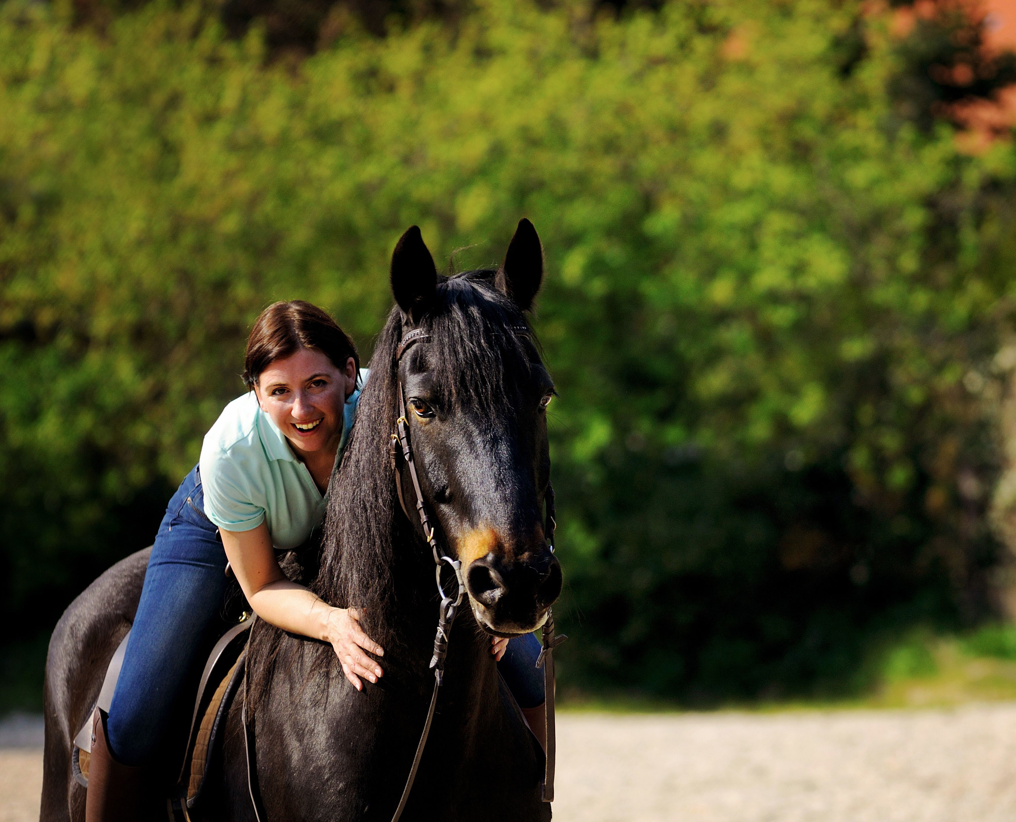 Horse woman, classical dressage lover, riding instructor, mental performance coach, hypnotist and hypnosis instructor and bestselling author- licensed counselor in Germany, but now based in North Texas.