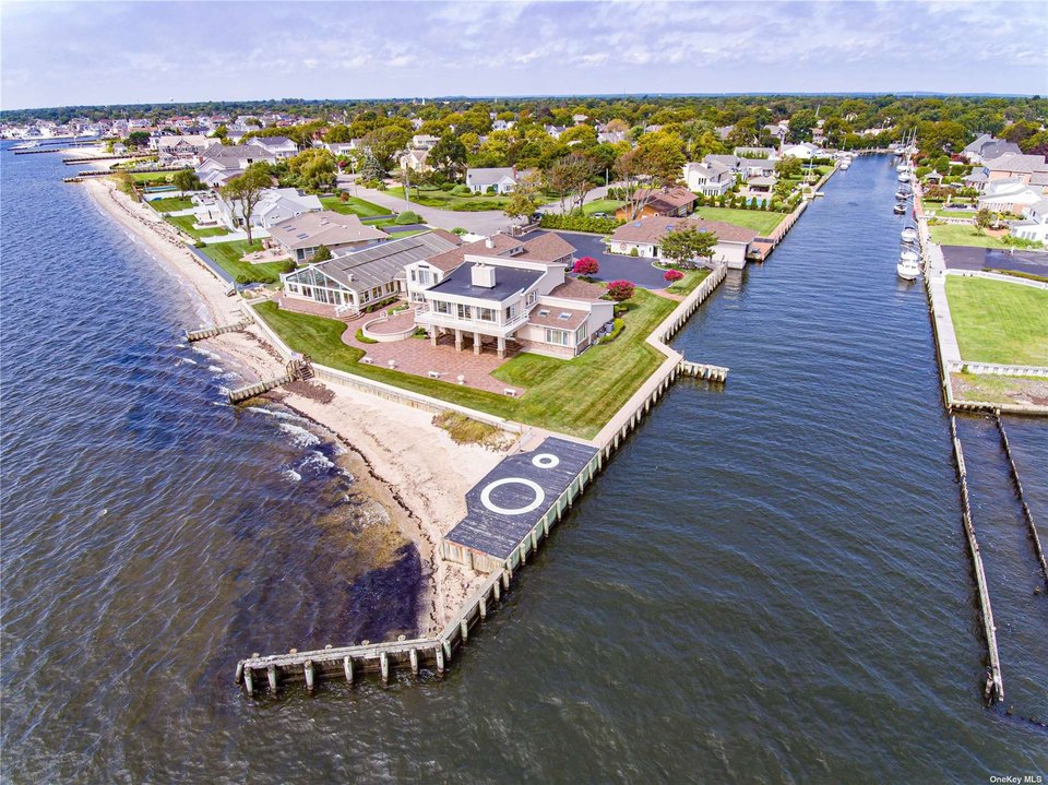 West Islip waterfront