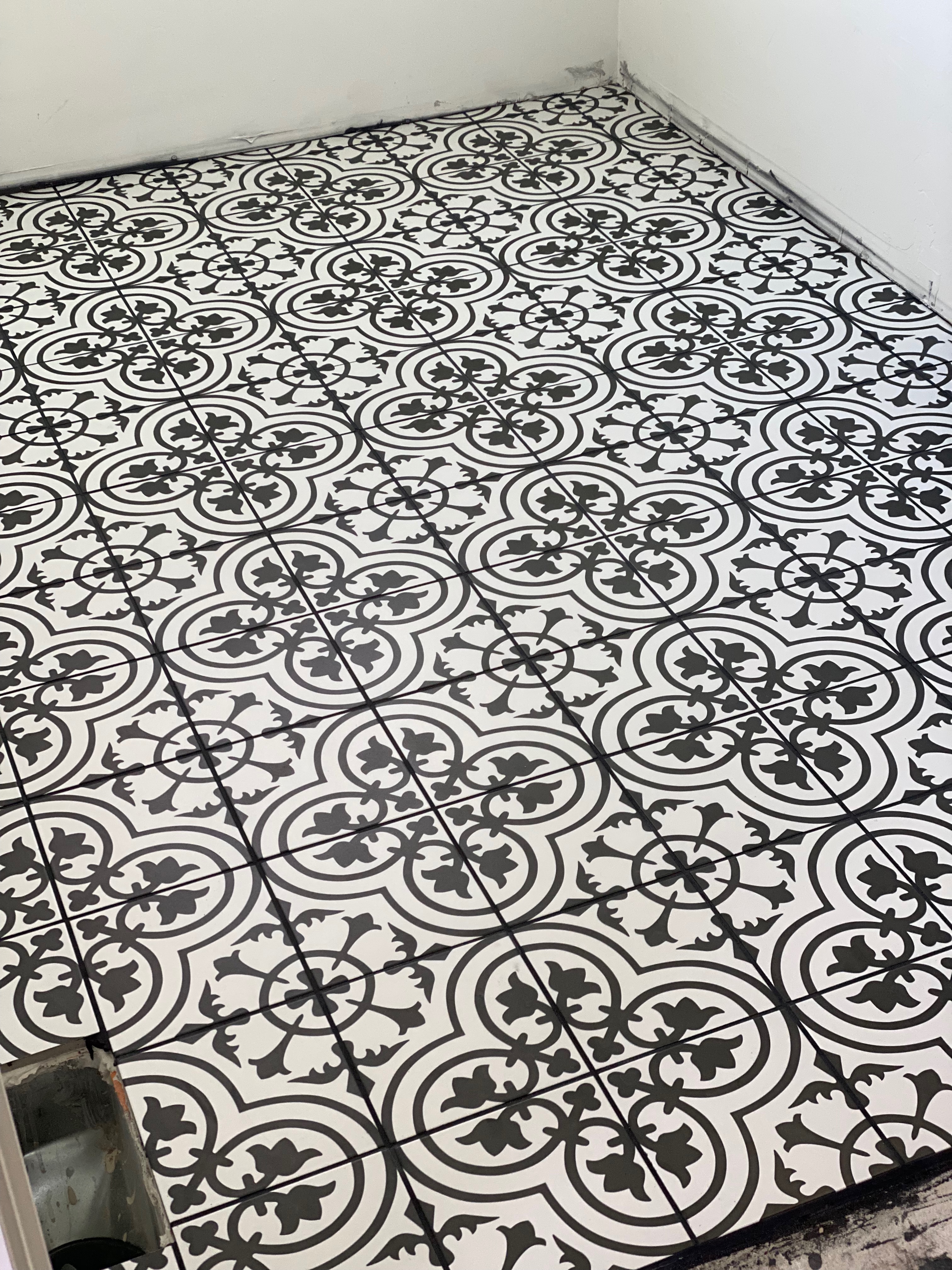 Black and White Pattern Tile Black and White Pattern Tile