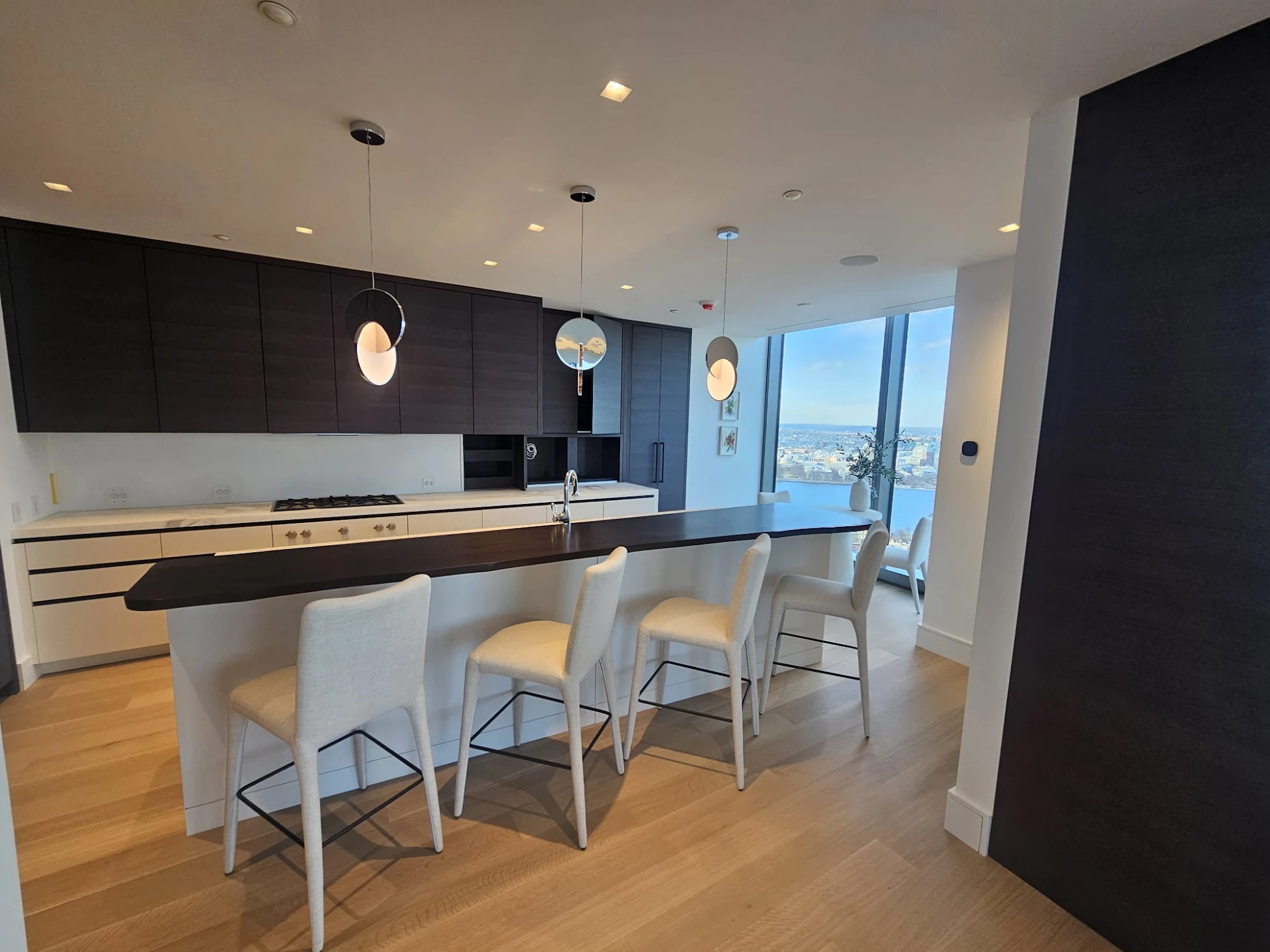 How Much to Paint a Kitchen Wall & Ceiling – Cost Estimates
