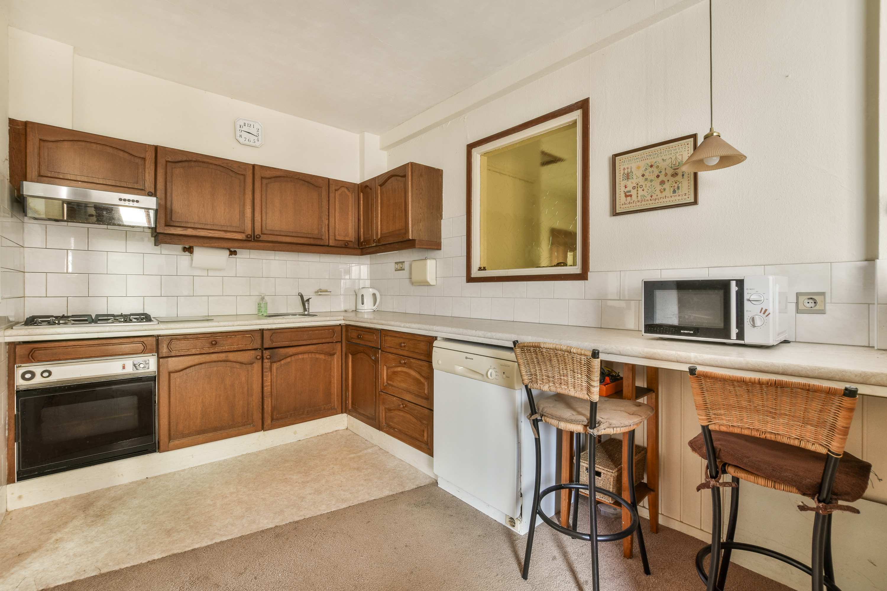 Best Kitchen Paint Colors with Brown Cabinets
