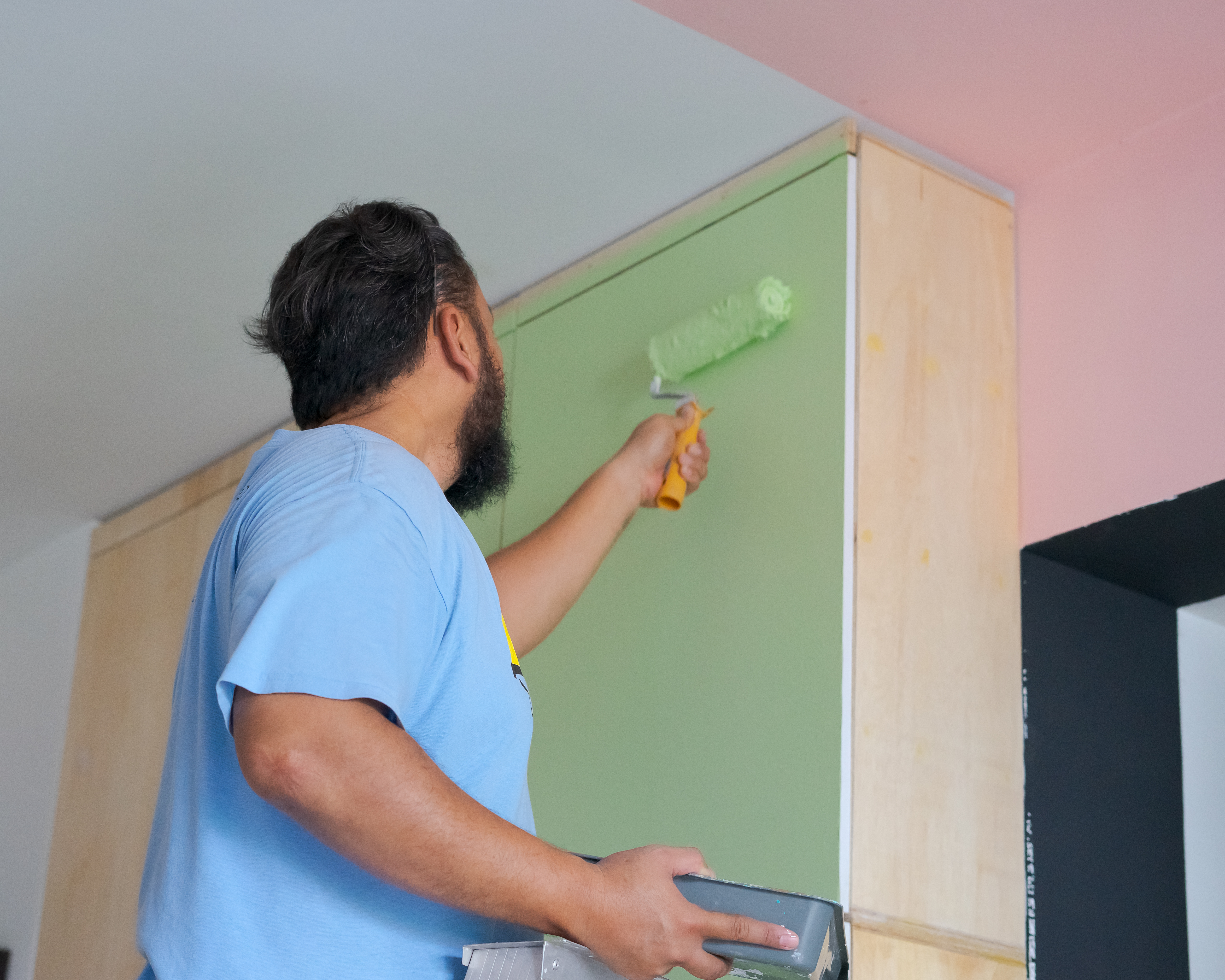 How to Repaint Kitchen Cabinets? Step-by-Step Guide