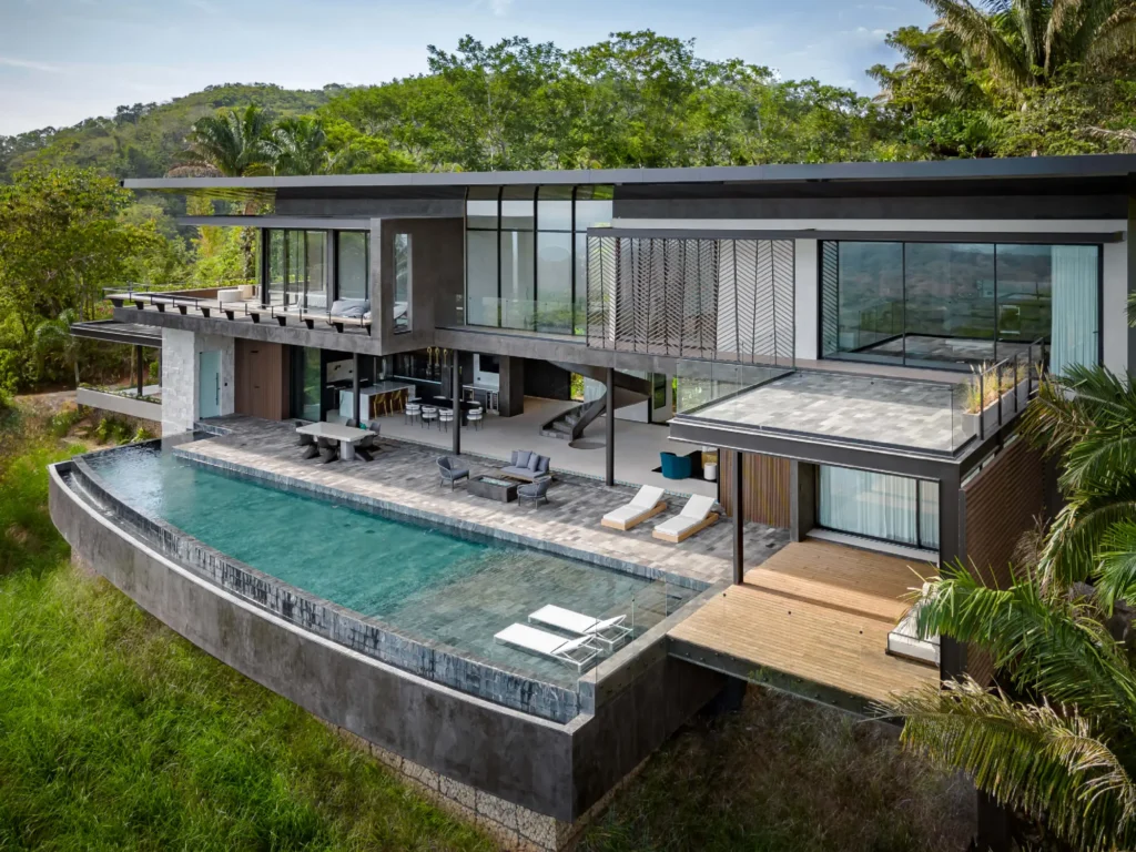 Villa Slide 2