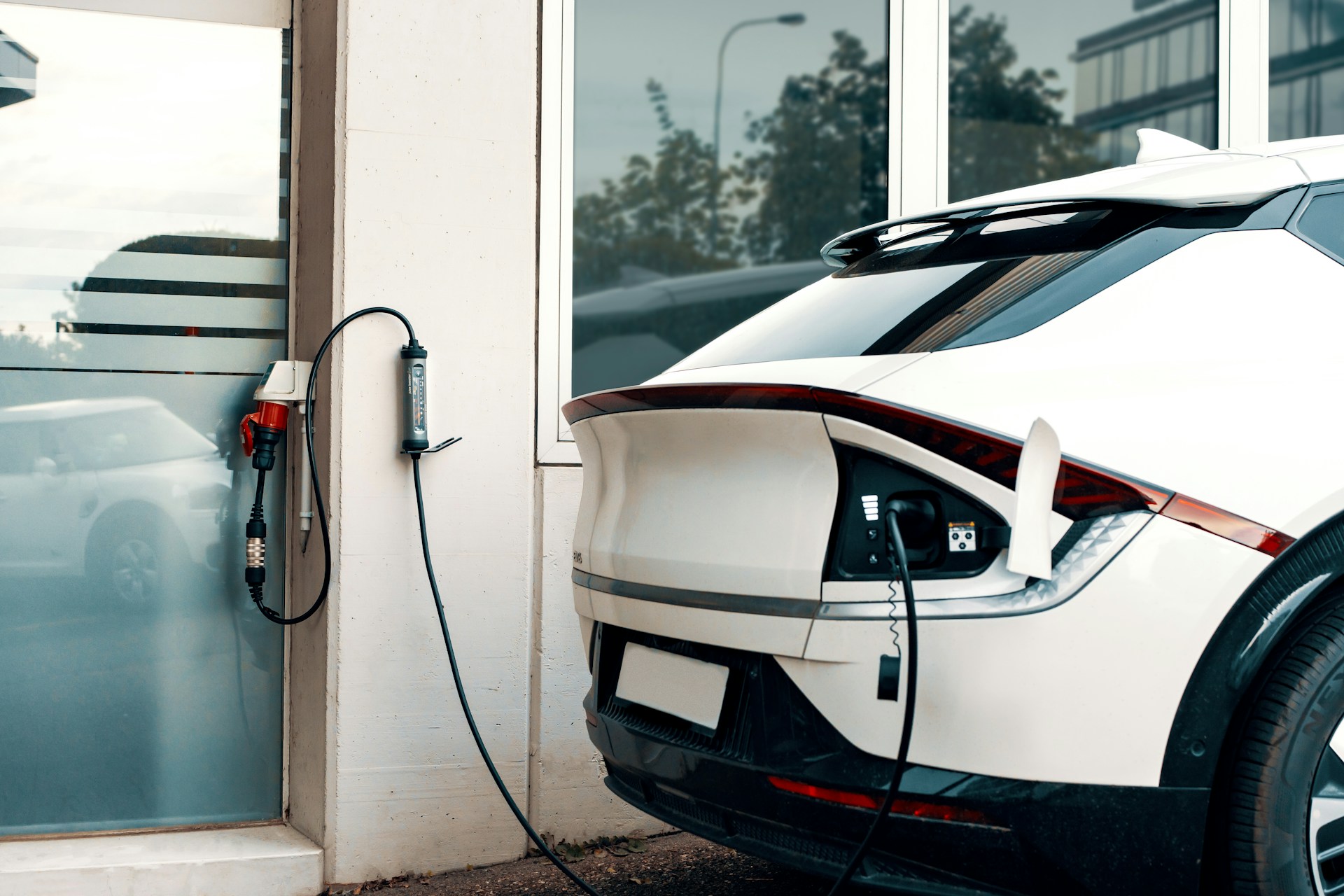 electric vehicle