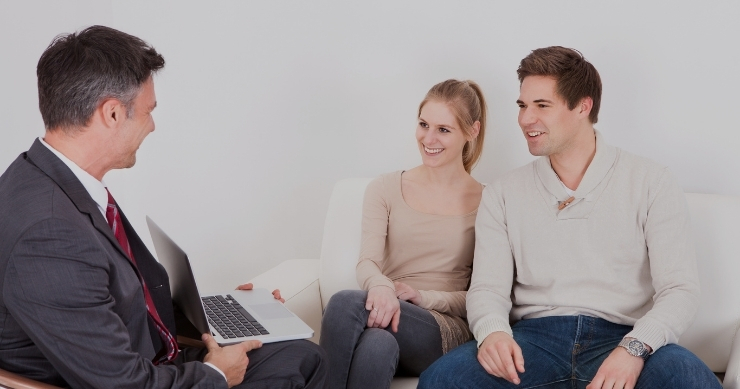 Certified insurance agent helping a client apply for ACA health coverage