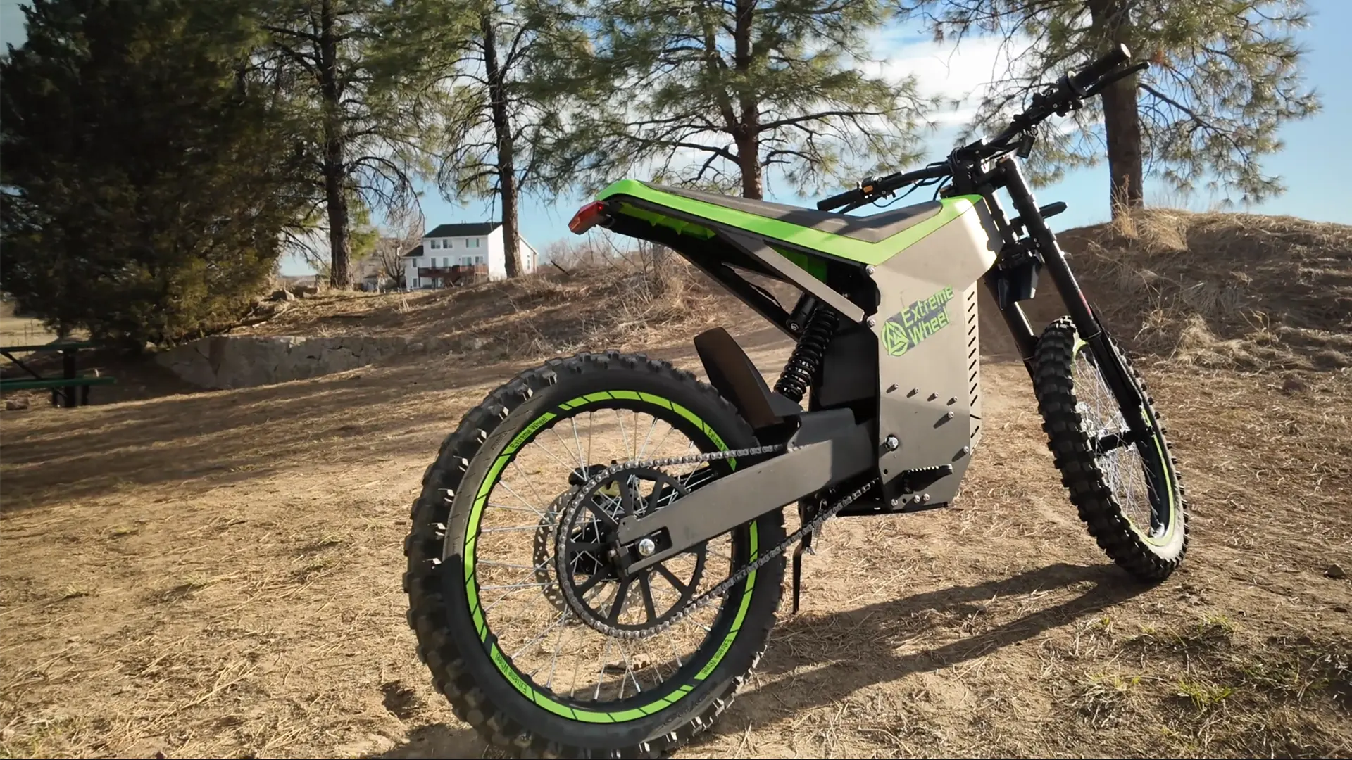 Extreme Wheel ES 88V Electric Dirt Bike that rivals Sur Ron and Talaria! Extreme Wheel ES 88V Electric Dirt Bike that rivals Sur Ron and Talaria!