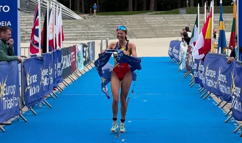 kira-ellis-triathlete-wins-gold-latvia kira-ellis-triathlete-wins-gold-latvia