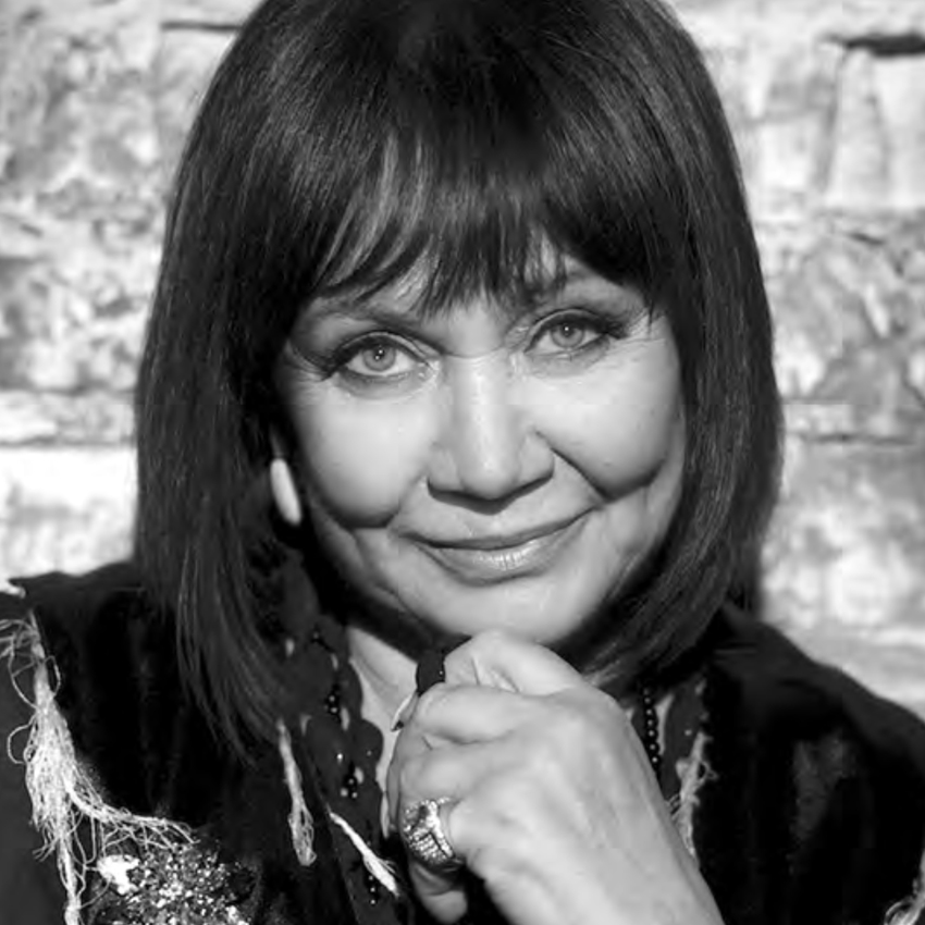 photo of LARISA LUZHINA