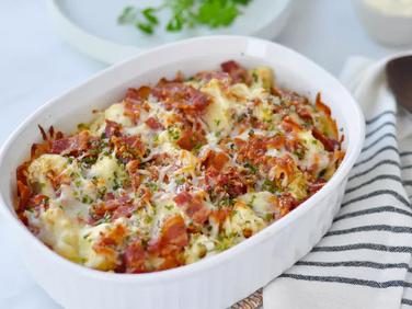 Garlic and herb cauliflower mac and cheese with bacon