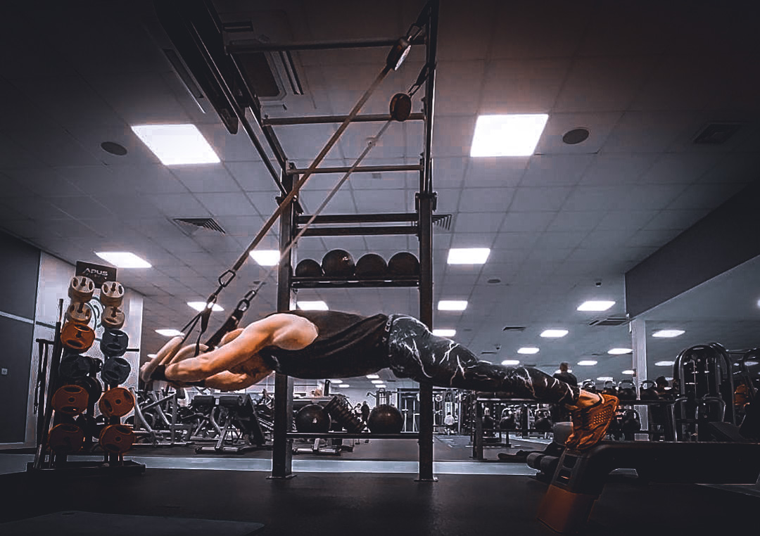 gymnastic rings core training