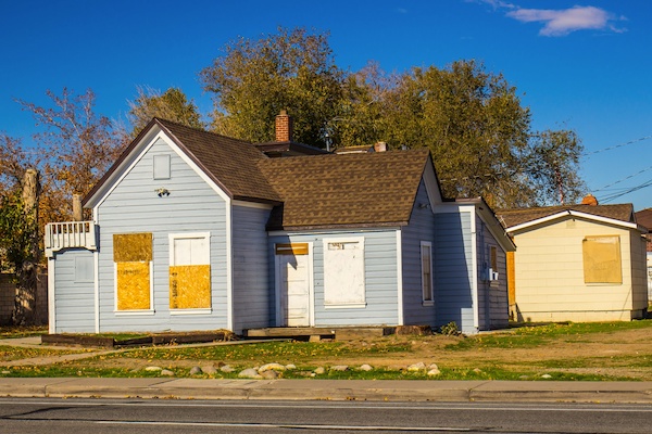 Can I Buy a House After Foreclosing?