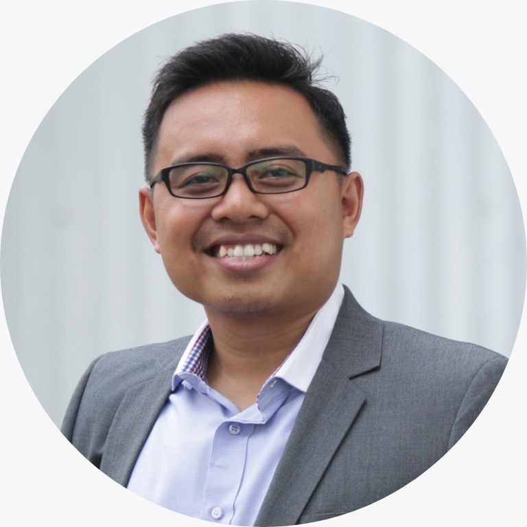 Personal Branding Consultant, Founder The Pandita Institute, Author 100+ best-seller books