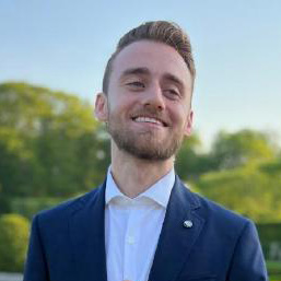Profile Picture Daniel Dilanian