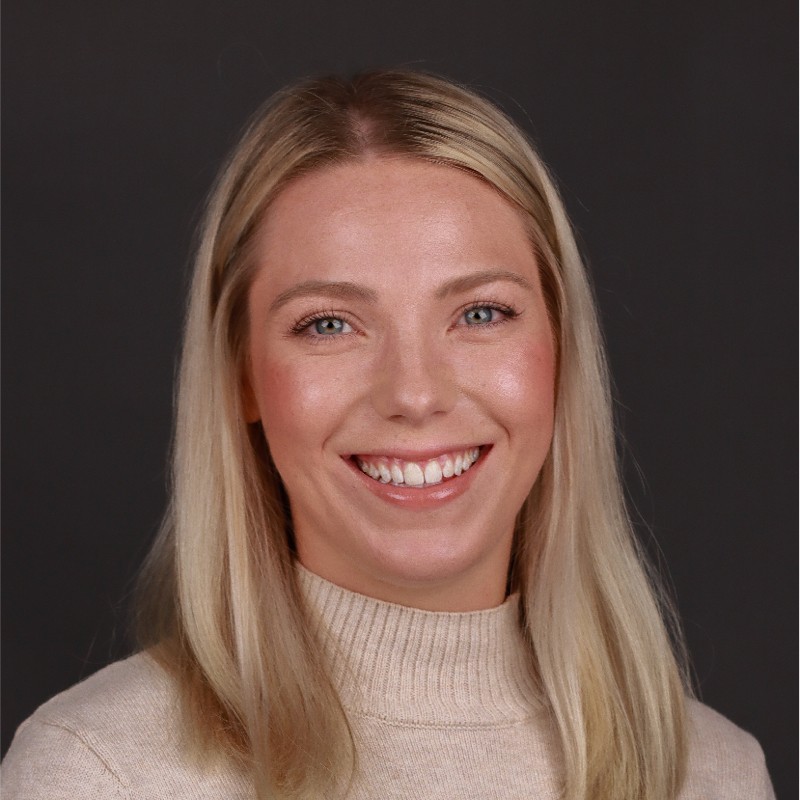 Caroline Martin, AIC