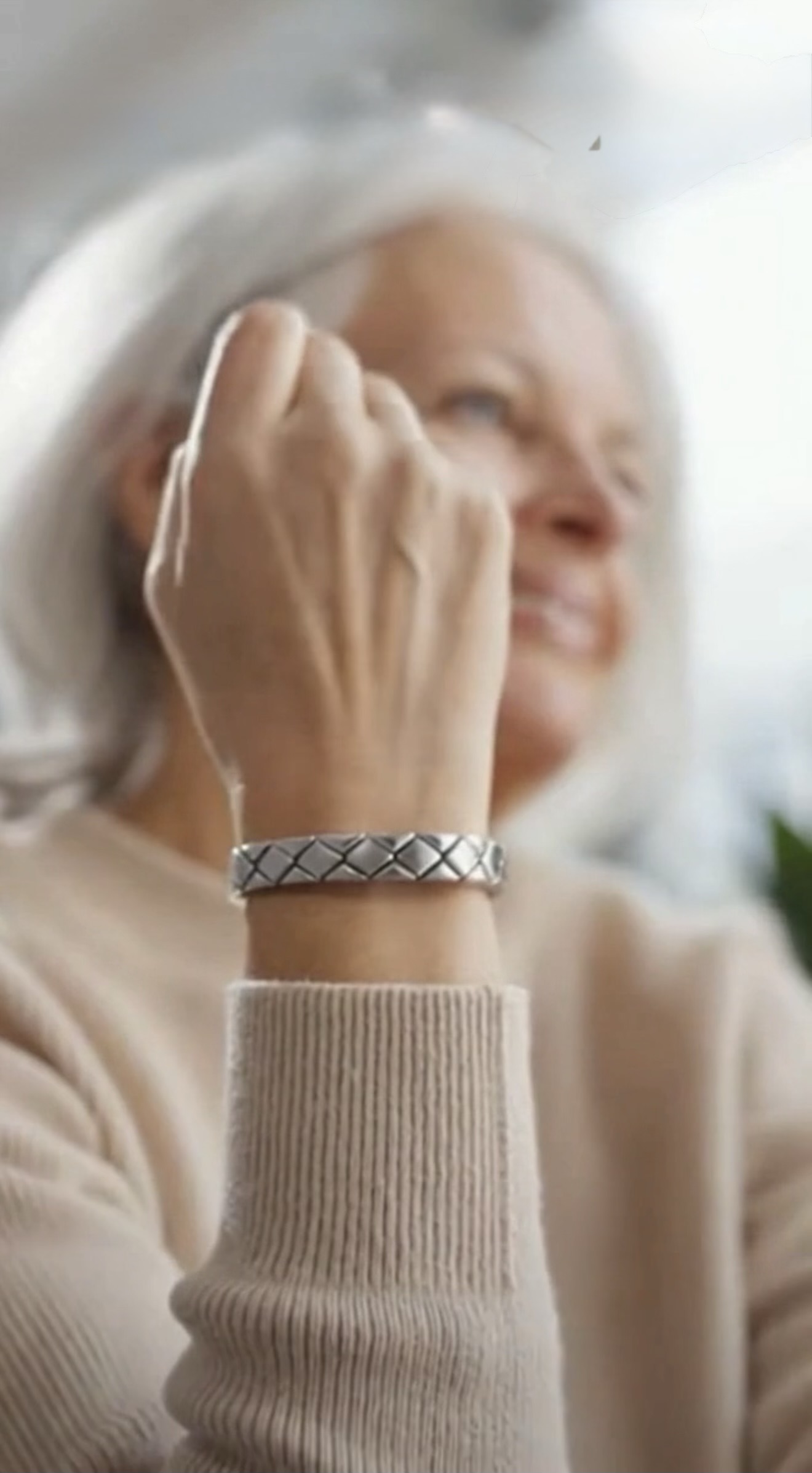 VitaTech Healing wellness jewelry display