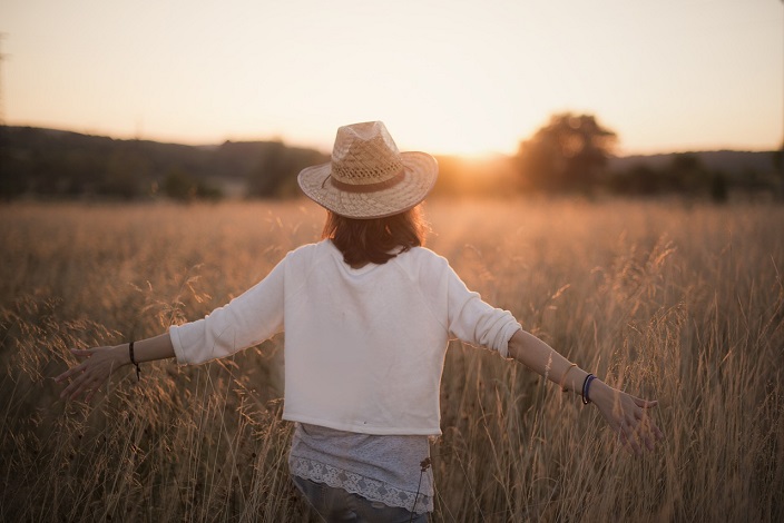 Person in field free used in blog by carli thorpe
