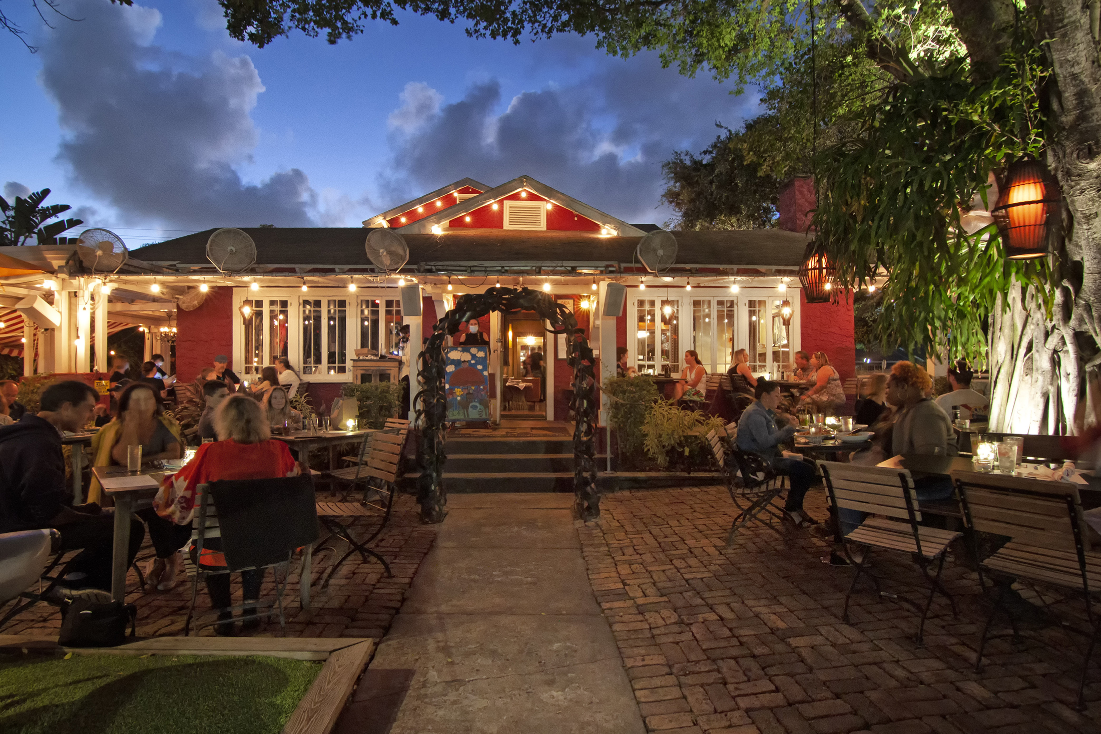 dada, subculture, new american cuisine, fun restaurants in delray, vibey restaurants in delray beach, dada delray beach, delray beach fun things to do, top delray beach restaurant