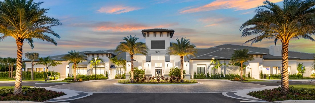 Valencia Del Mar clubhouse in Boynton Beach with luxury 55+ amenities, trusted Realtor® near me Frankelley Nunez helping buyers and sellers in Palm Beach County