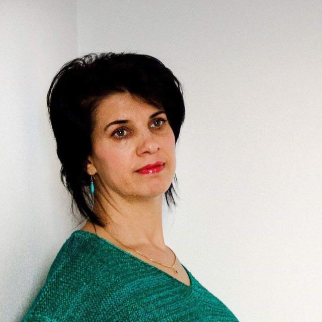 Elena Daniela Samartinean