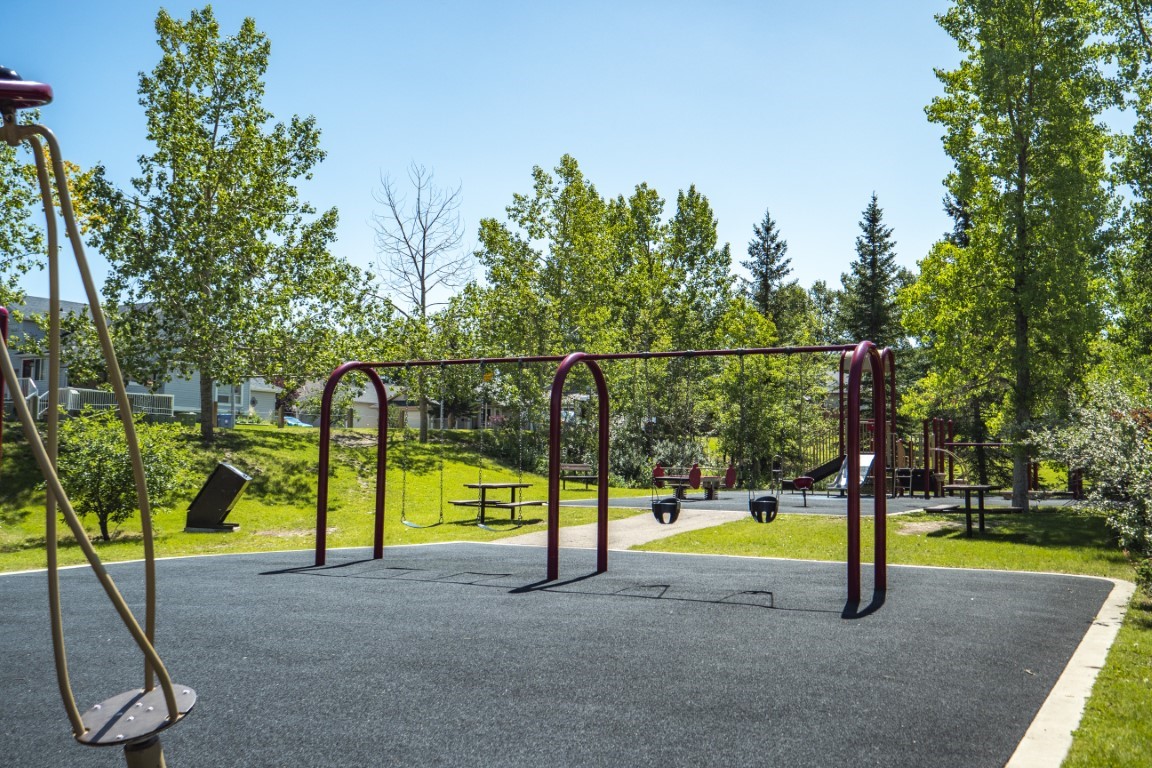 Valley Ridge Homes For Sale | NW Calgary Golf Course Real Estate