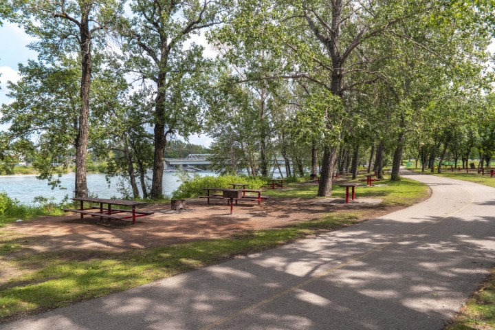 Shouldice Park