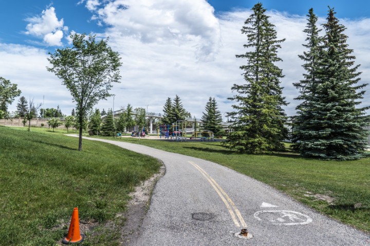 North Glenmore Park