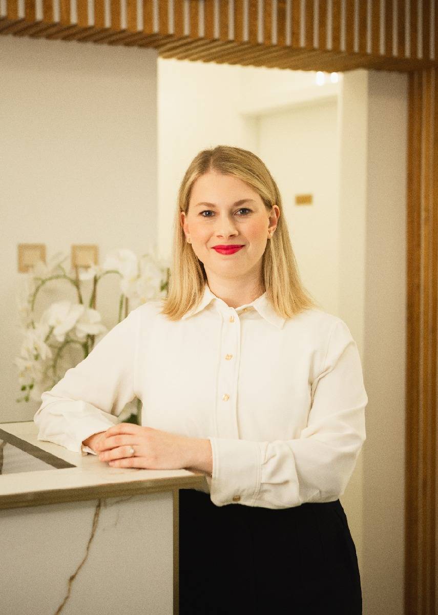 Dr. Seruga Kármen – Direkt héj specialista