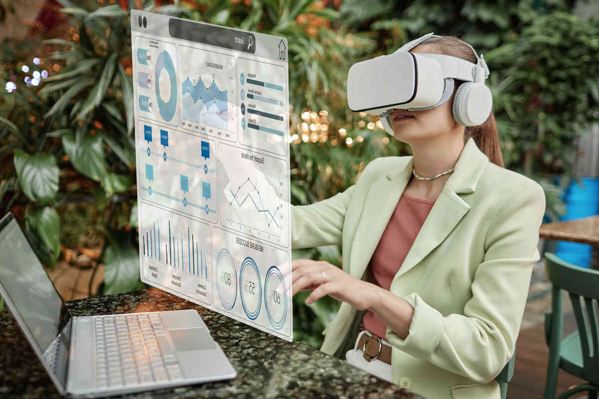 presenting-3d-data-future-of-virtual-reality-technology presenting-3d-data-future-of-virtual-reality-technology