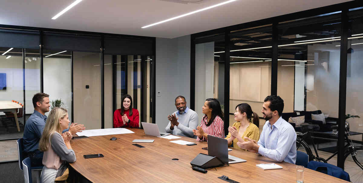 luxury-commercial-acoustics-design-for-open-office-layout