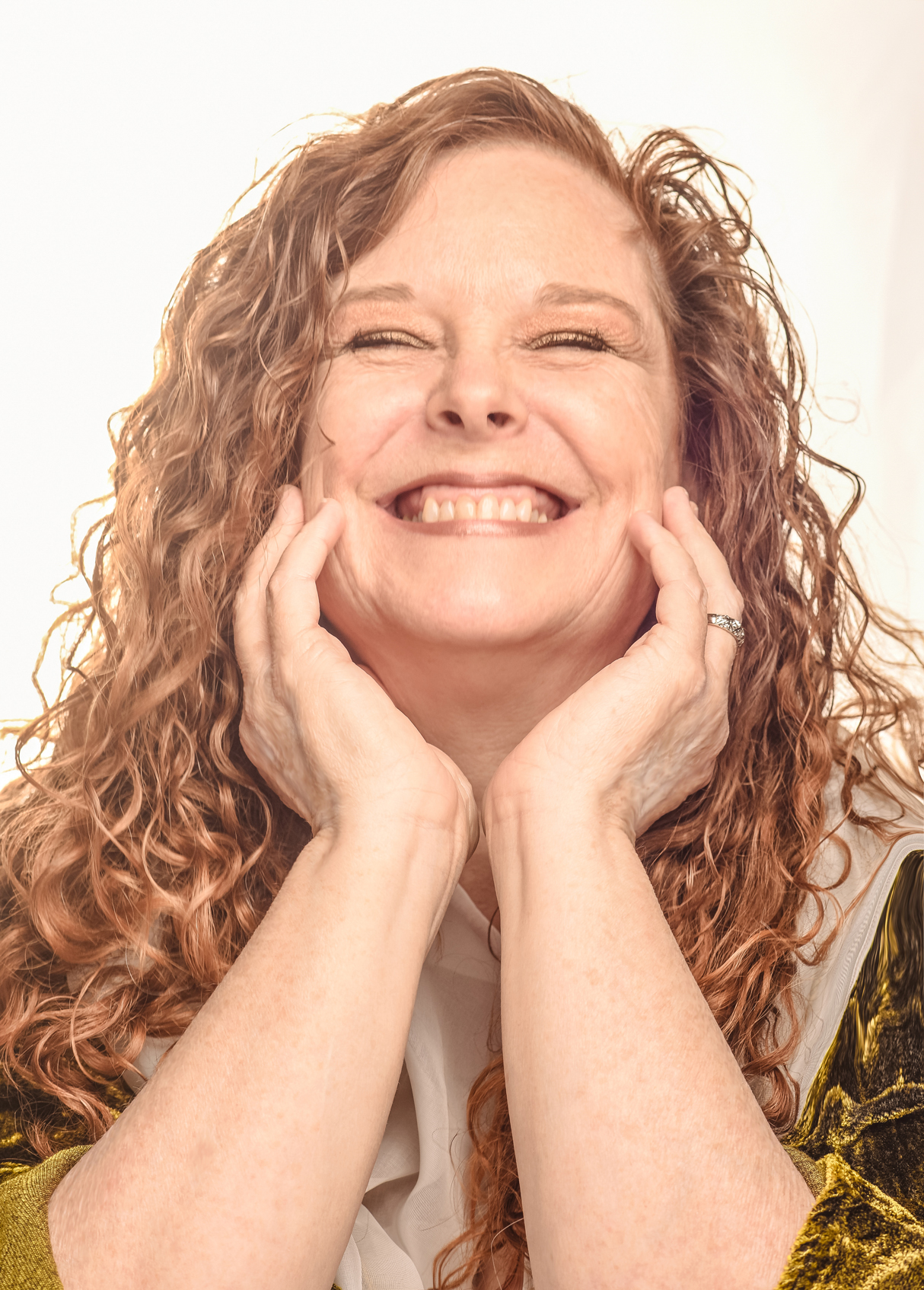 Master Healer, Empowerment Strategist, Mindset Shifter, Teacher, Mentor, Author, Podcaster, Astrologer