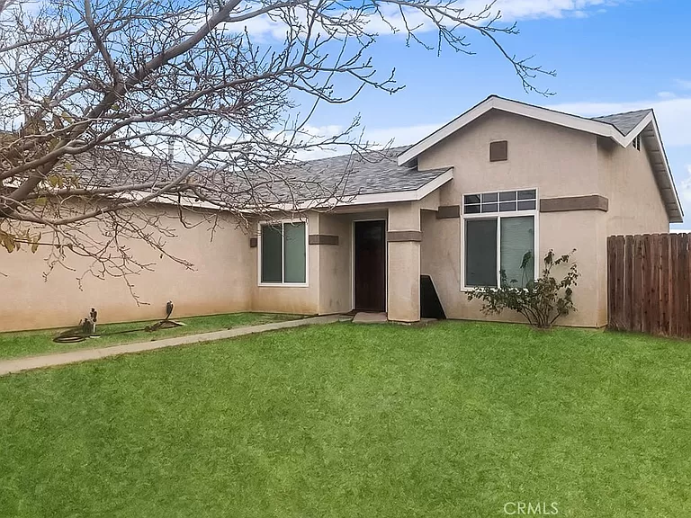 https://lorisellsyourhome.com/