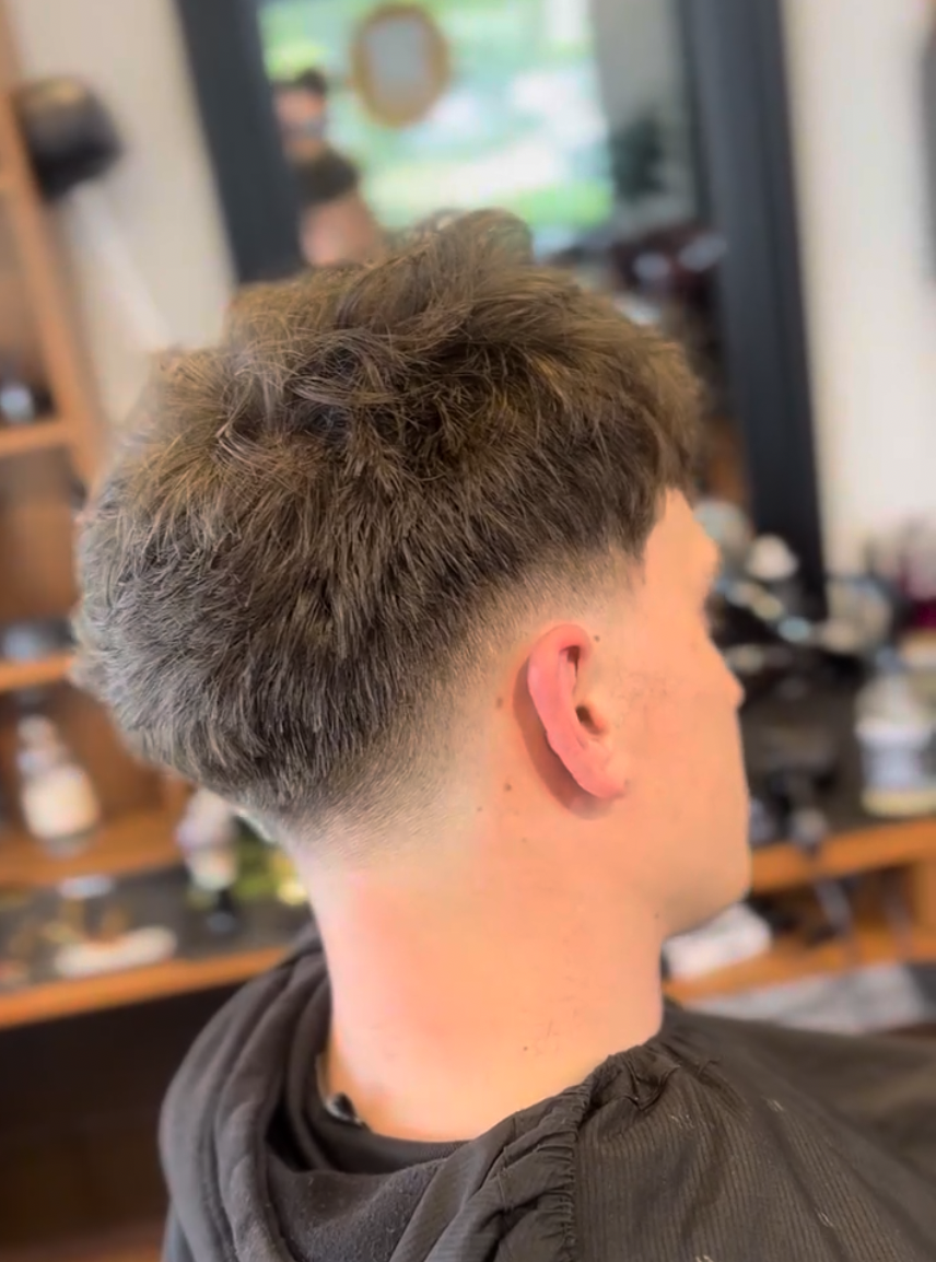 Golden Blade Barber Work 2