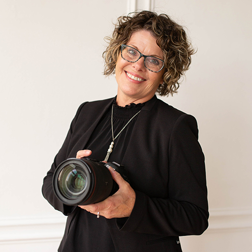 Arlene Stepanian Photography offers an effortless, elevated and intentional wedding photography experience in Dallas for couples who value family, faith and emotive imagery for their legacy.