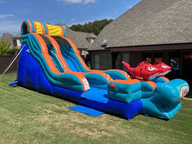 19' Big Kahuna Water Slide
