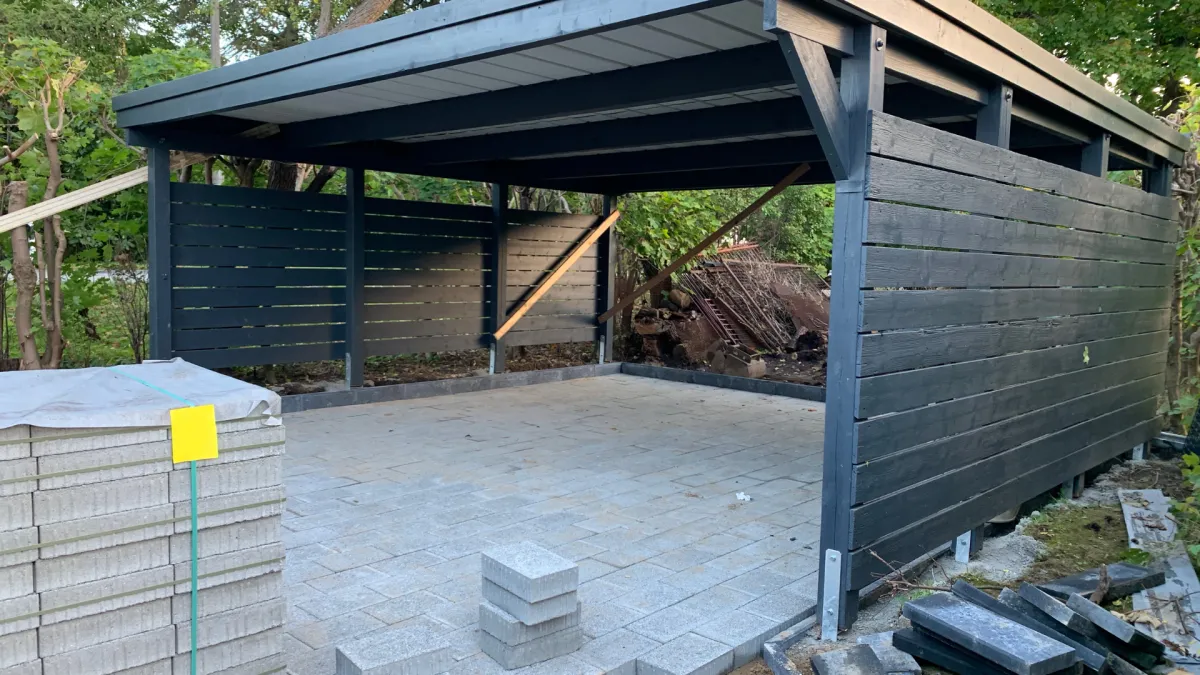 How custom carports protect vehicles in Tennessee