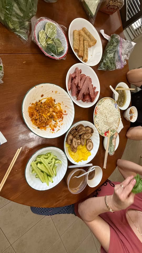 Bữa ăn gia đình khi giảm mỡ hạnh phúc Bữa ăn gia đình khi giảm mỡ hạnh phúc