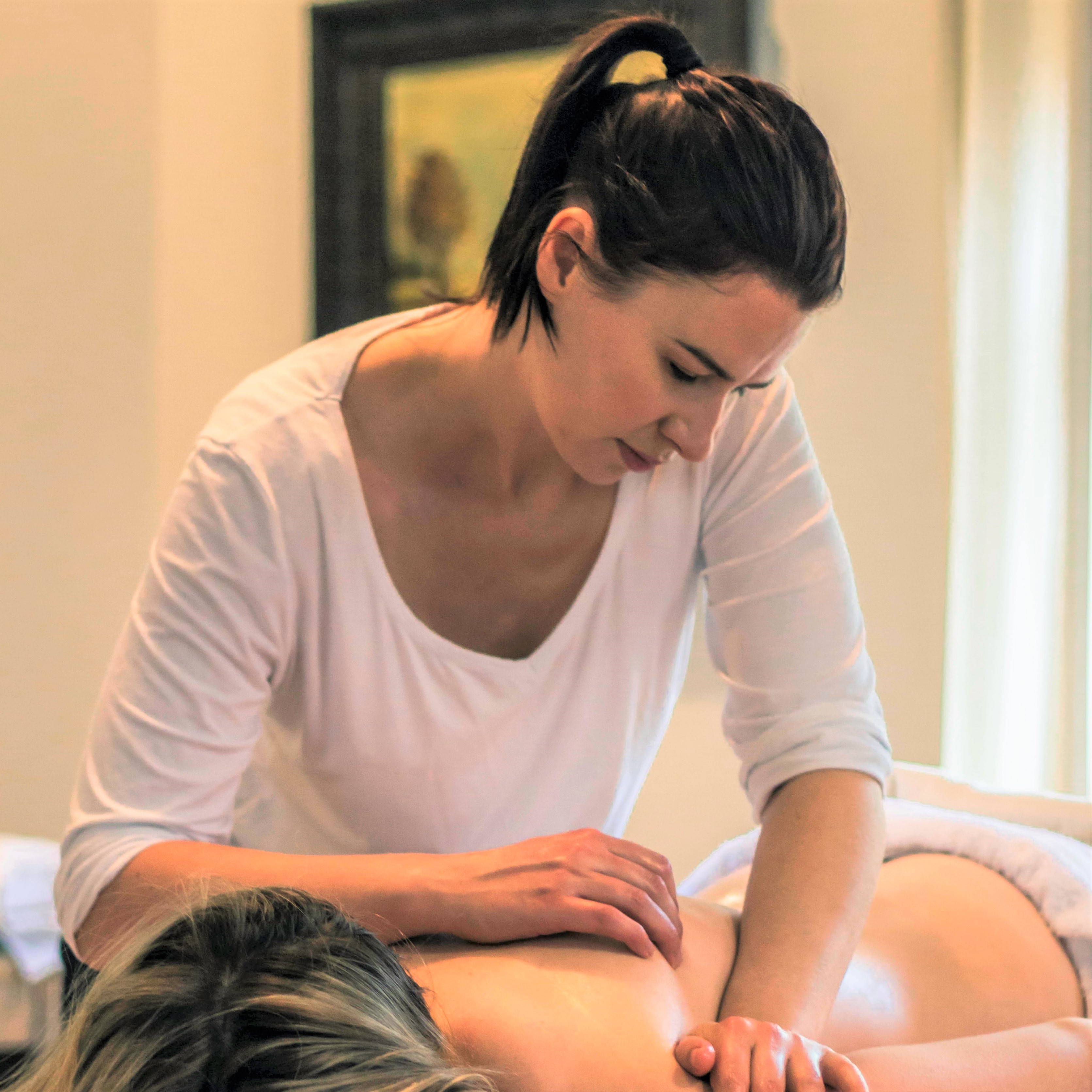 The Healing Power of Massage for Hormonal Imbalance and Menstrual Discomfort